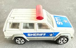 Voiture miniature Sheriff Jeep Cherokee Majorette 1/60 neuve