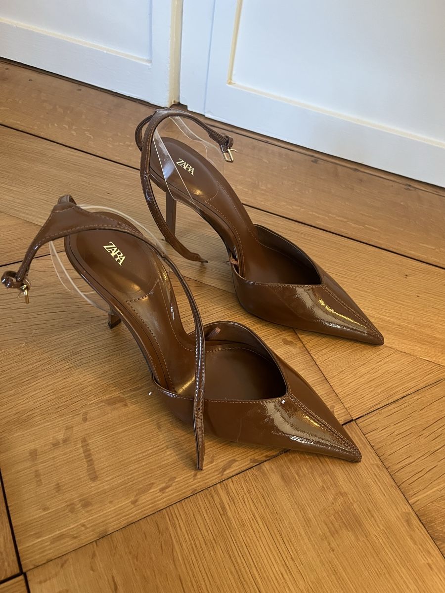 Zara Scarpe da donna: Pumps Lack Zara 38 – Usato da Zürich venduto da StudioCardin
