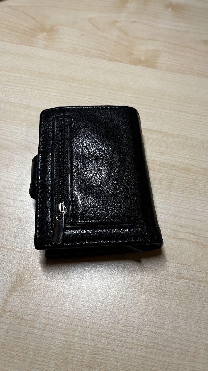 Portafogli: Porte-cartes – Nuovo (secondo la descrizione) da Courrendlin venduto da svendrj 4