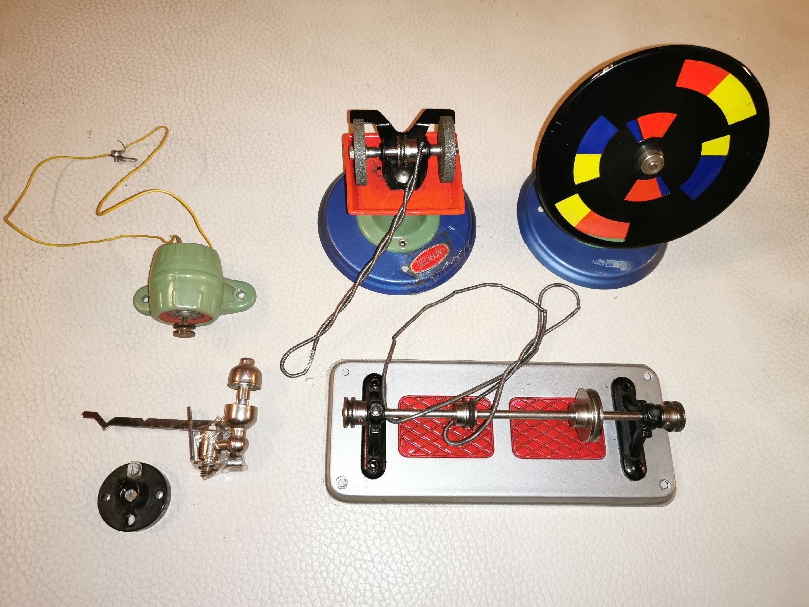 Wilesco Kits de montage: Wilesco D24 el – D'occasion à Rüti ZH par Fido20 3