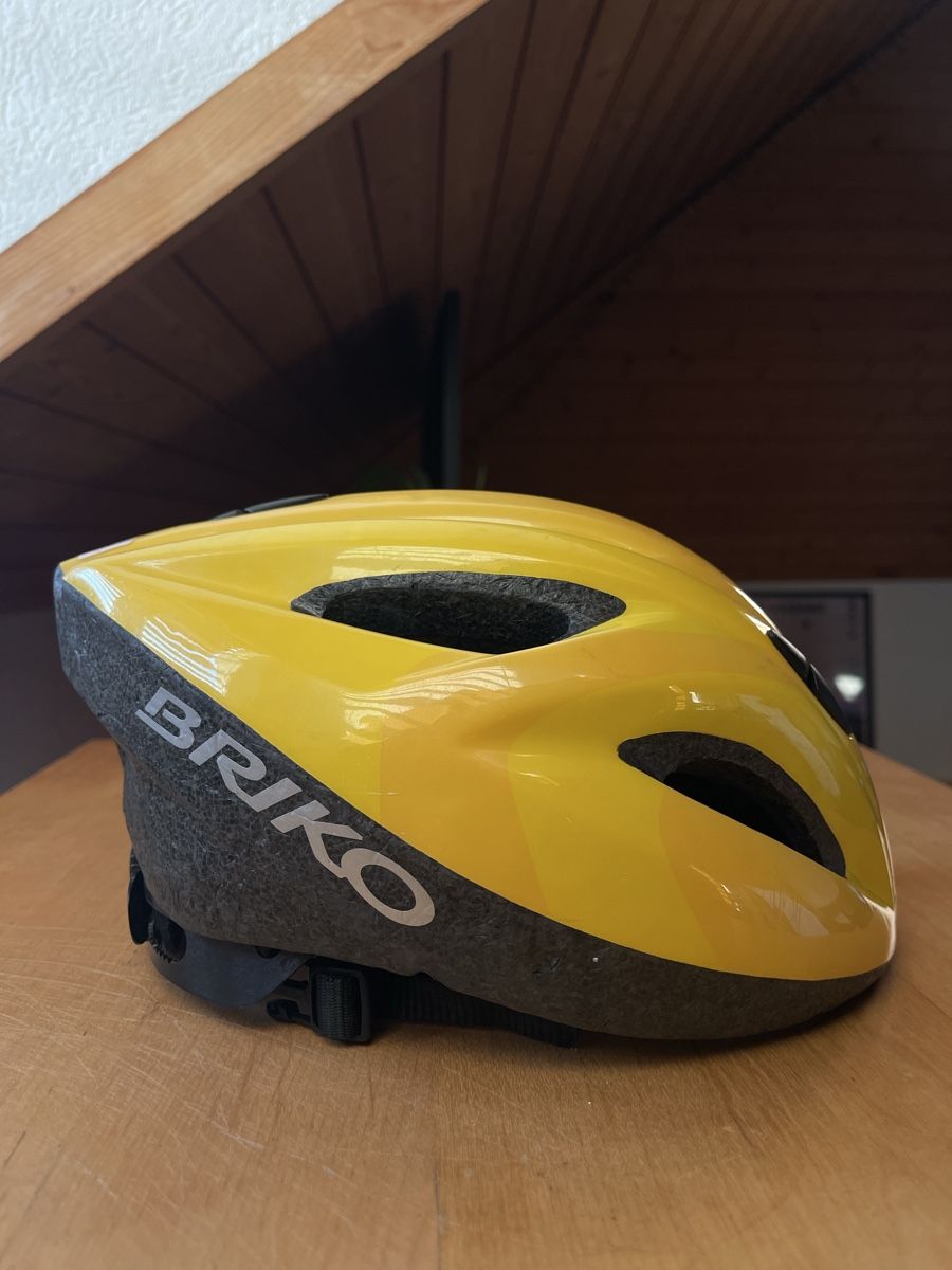 Briko Caschi: Briko Velohelm – Usato da Bern venduto da dmy_n82l
