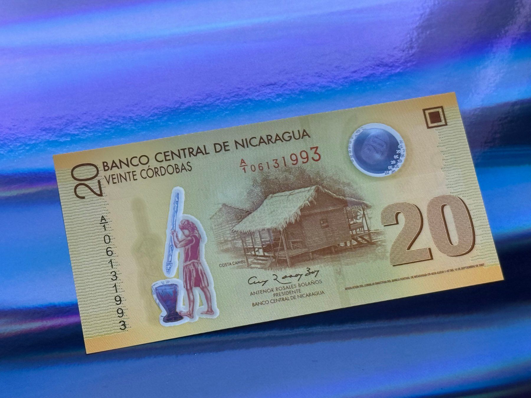 Banconote: Nicaragua 2007 - 20 Cordobas UNC - Polymer – Nuovo e nell'imballaggio originale da Pfäffikon SZ venduto da Sieben77 5