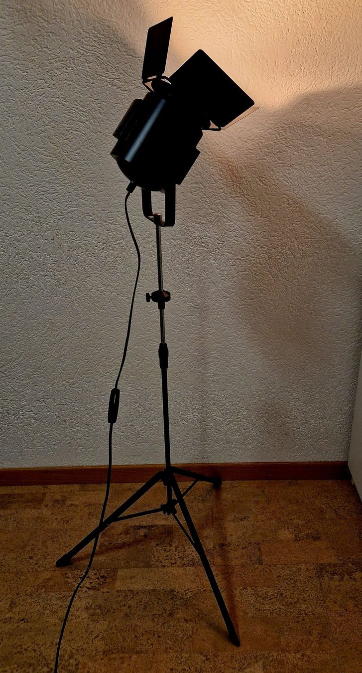 Lampade: Retro Stativ Steh Lampe Spot – Usato da St. Gallen venduto da Pfennich 2