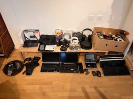 Lot elektr. Geräte Laptop Kopfhörer Modem Lampen Staubsauger