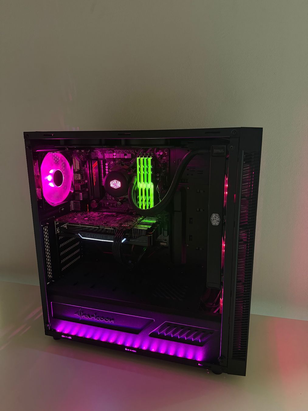 Amd PC: Gaming-PC mit RTX 2070 & 32 GB RAM – Nuovo (secondo la descrizione) da Schüpfen venduto da parrotscout24 9
