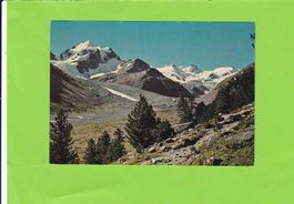 Piz Roseg und Sellagruppe