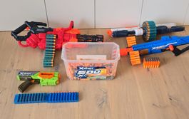 X-Shot Spielzeugpistolen Set mit viel Zubehör gebraucht