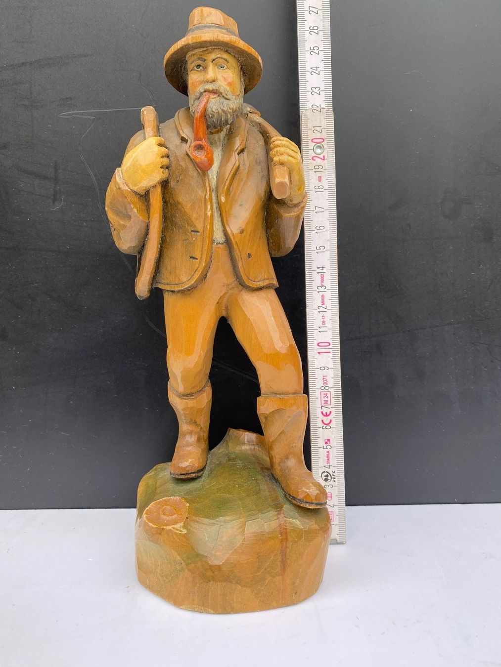Statuette: Brienzer? Holzfigur geschnitzt "Holzer/Waldarbeiter", 25 cm – Usato da Emmen venduto da Sutim2005 1