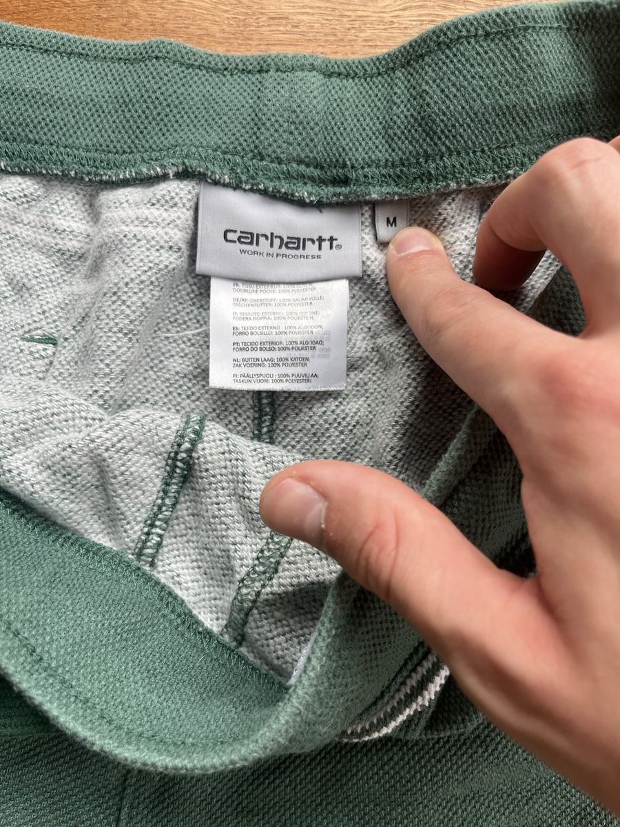 Carhartt Hosen: Carhartt Shorts – Gebraucht aus Bolligen von soldoutdates 2