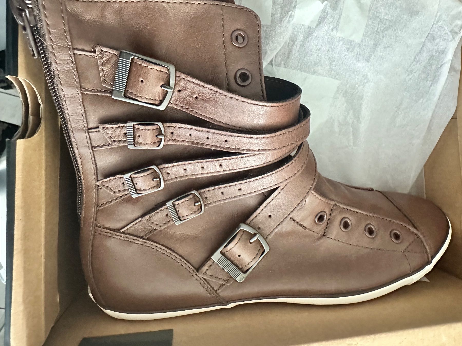 Converse Scarpe da donna: Converse multi strap Gr. 42 – Nuovo e nell'imballaggio originale da Bolligen venduto da chaetzli1133 6