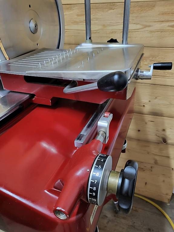 Appareils de cuisine: Aufschnittmaschine Obrecht – D'occasion à Wolhusen par Gastrorampe 5