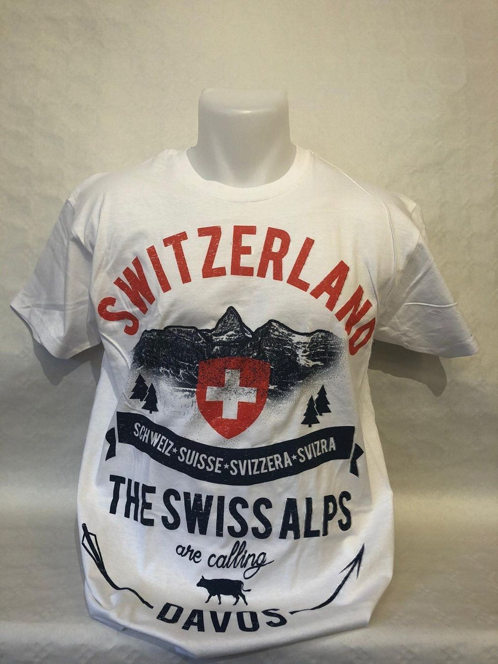 T-shirt: T-Shirt – Nuovo e nell'imballaggio originale da Davos Platz venduto da wauwauin