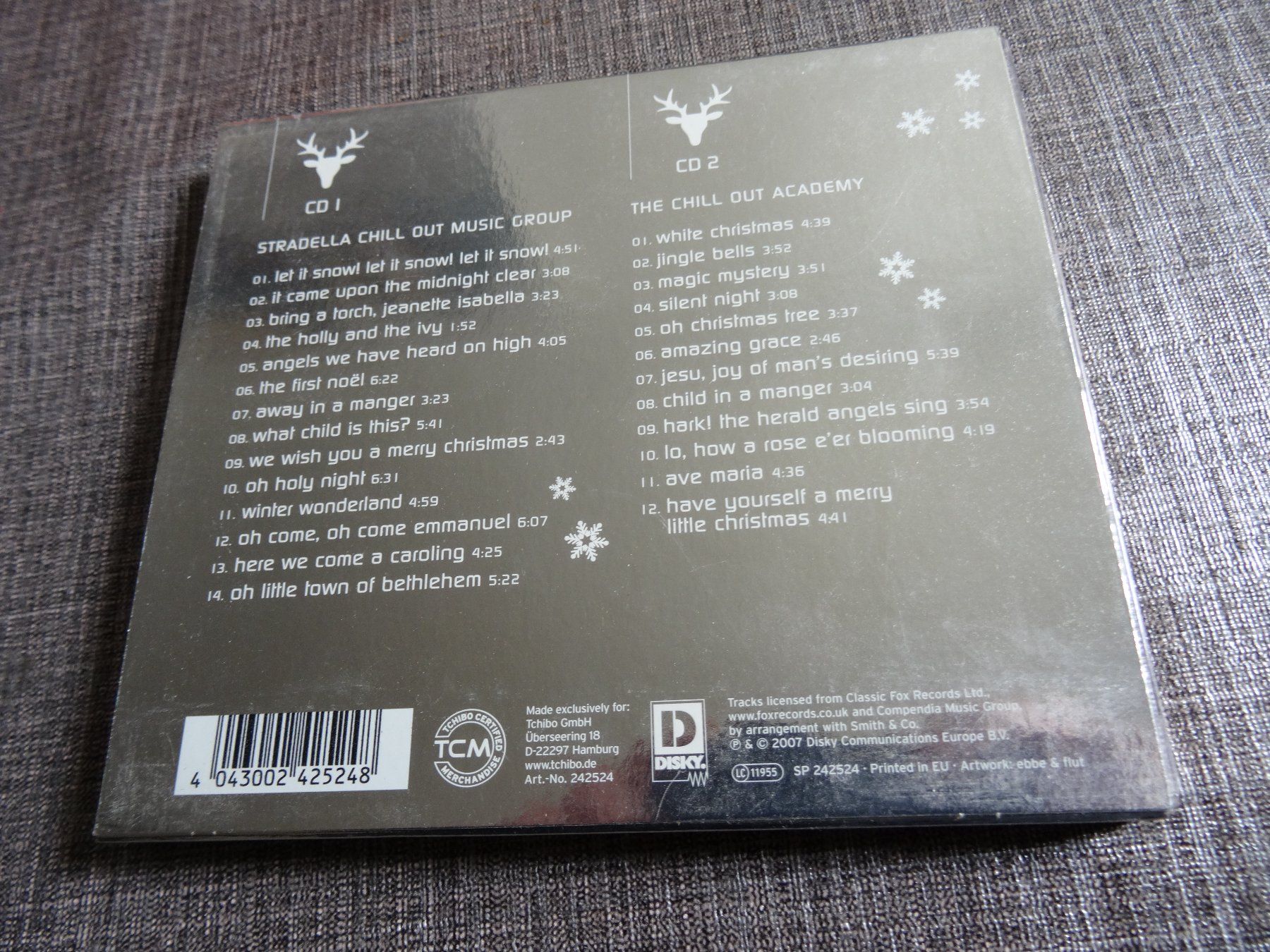 CD: Happy Christmas Chill - The Collection CD – Usato da Olten venduto da Disc-Ausverkauf 1