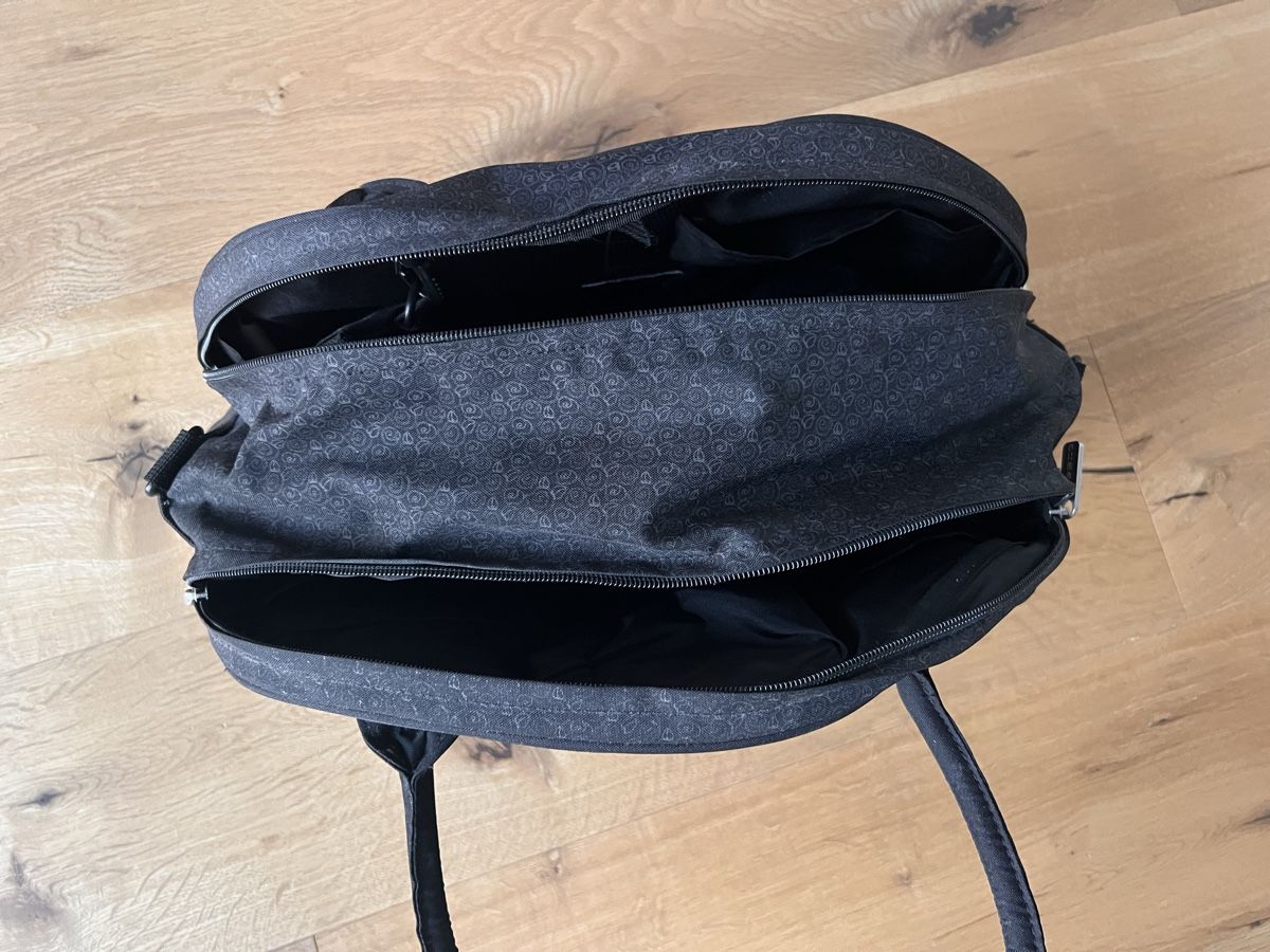 Lässig Borse: Elegante Wickeltasche mit Rosenmuster – Usato da Dotzigen venduto da may_kr7s 2