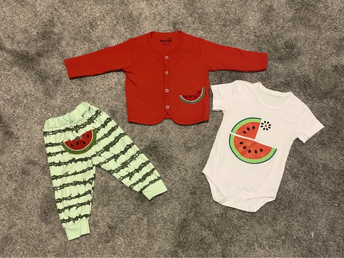 Lotti & Set di vestiti: baby kleid – Usato da Studen BE venduto da par_f69n 6