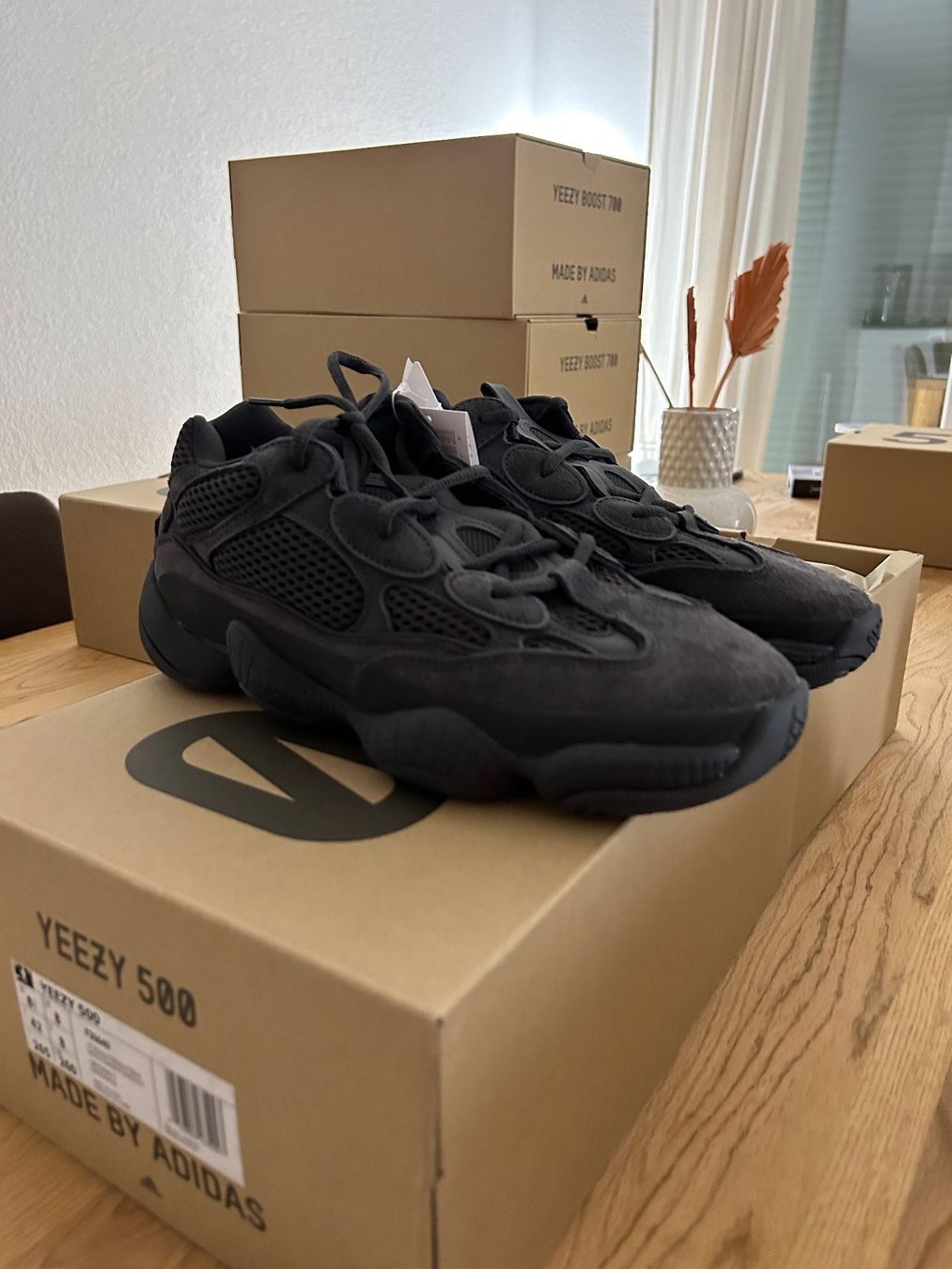Adidas Herrenschuhe: adidas Yeezy 500 Utility Black – Neu und originalverpackt aus Neftenbach von Vespa796