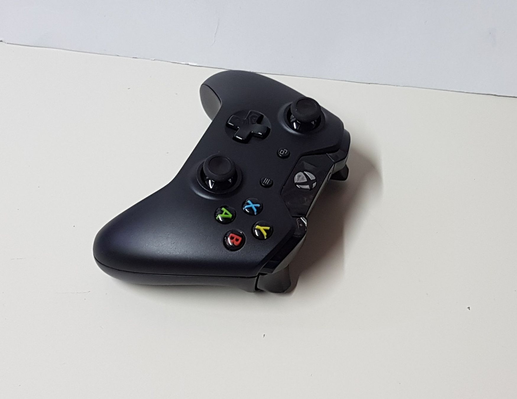 Microsoft Controller: 😎Original Xb One Wireless Controller – Usato da Schüpfheim venduto da Games_Spielkonsolen