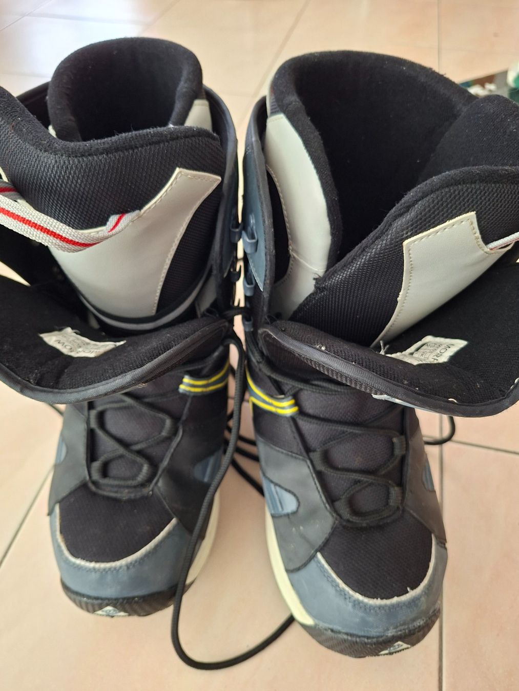 Scarpe da uomo: Bottes de snowboard Morrow, pointure 45-46 – Usato da Cheseaux sur lausanne venduto da Asergio 4