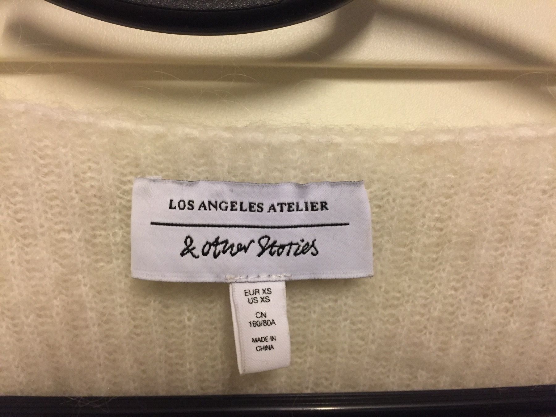 Top: Damen Pullover &other Stories – Usato da Basel venduto da Robyn20 2