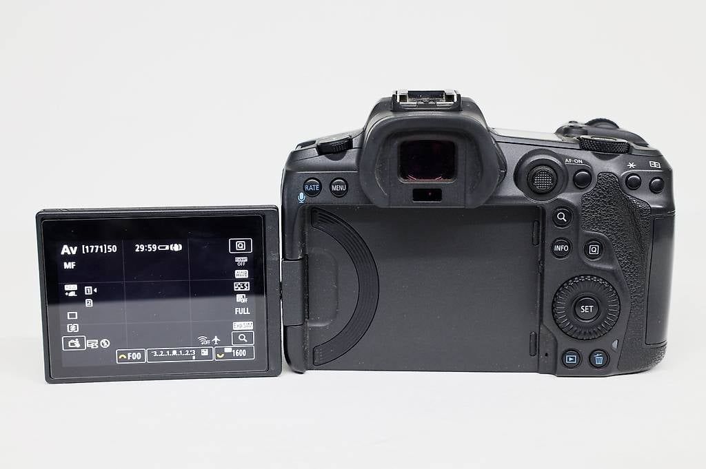 Fotocamera: Boîtier Canon R5 complet – Usato da Châtillon venduto da naturephoto 1