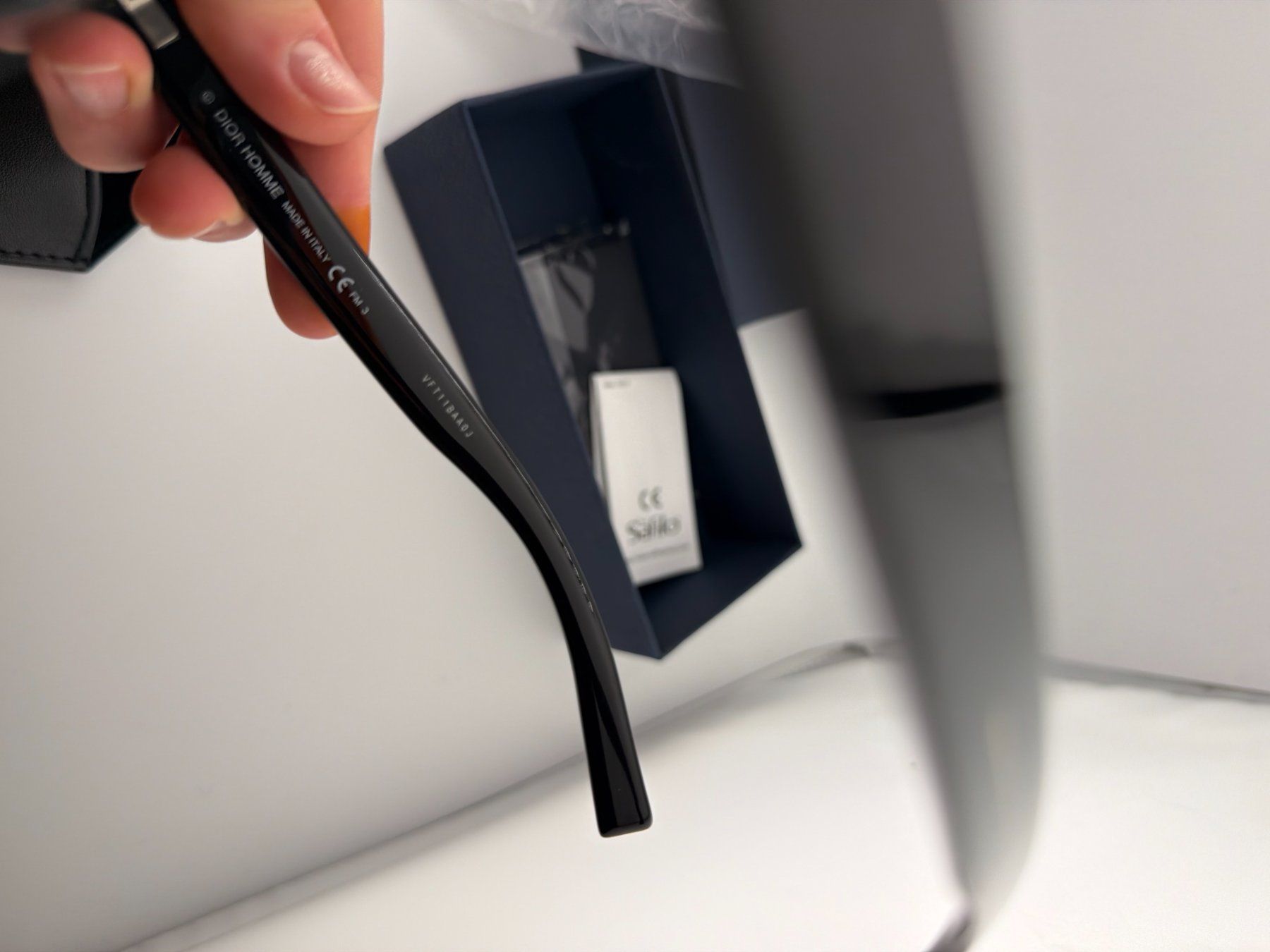 Dior Occhiali & Lenti: Original Dior Sonnenbrille Schwarz mit Etui – Nuovo e nell'imballaggio originale da Riehen venduto da edu_92w7 8