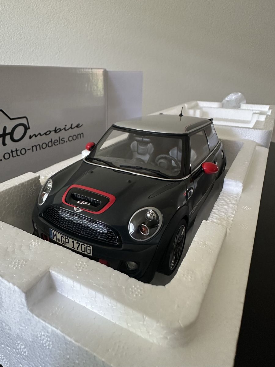 Otto Models Modellini d'auto: MINI R56 JCW GP 1:18 OTTO – Nuovo (secondo la descrizione) da Niederuzwil venduto da Carlos_1 1