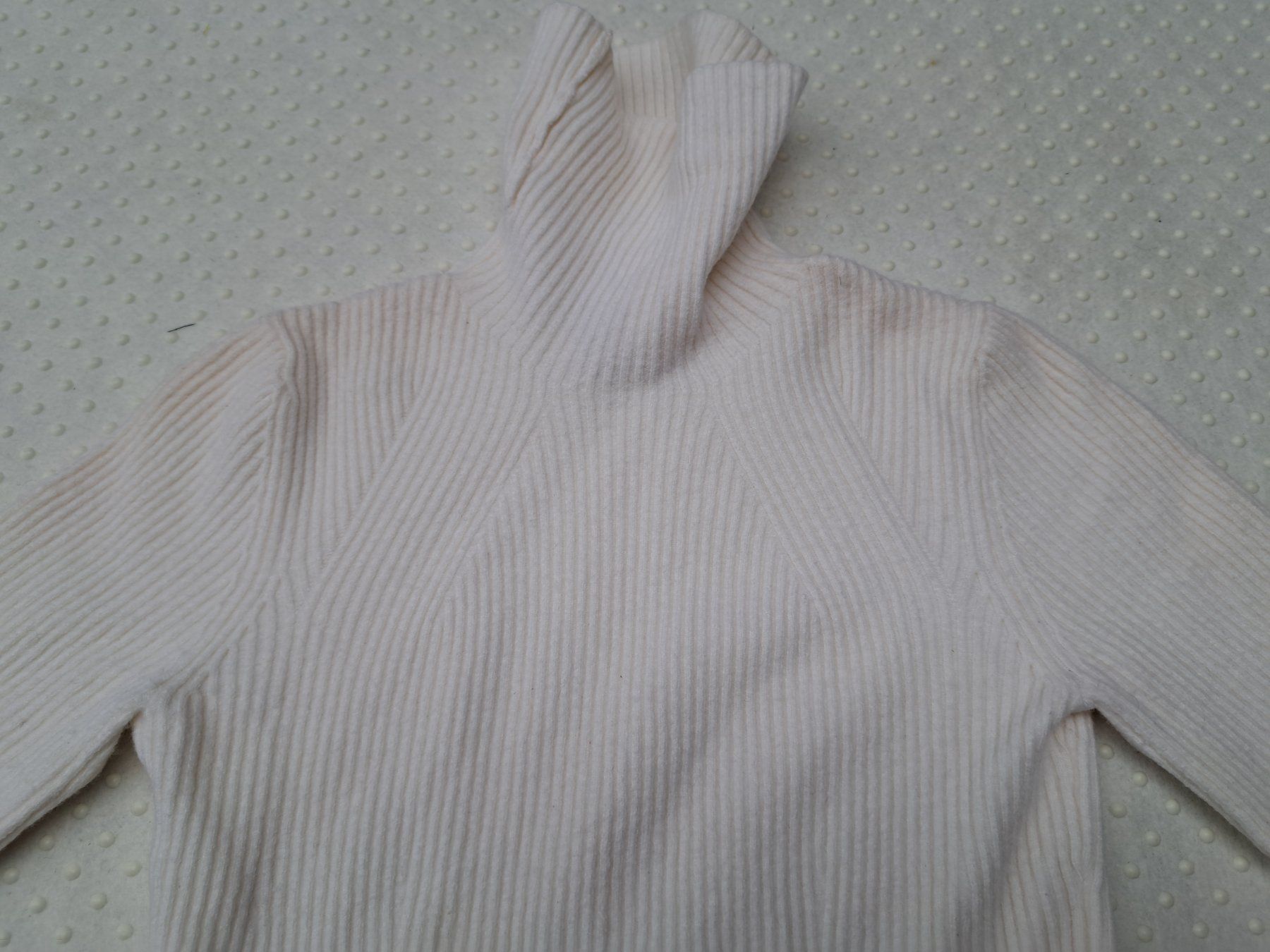 Phillip Lim Maglioni & Felpe: Weisser Rollkragenpullover gerippt 69% Wolle Philip Lim – Nuovo (secondo la descrizione) da Gysenstein venduto da joshuas81 1