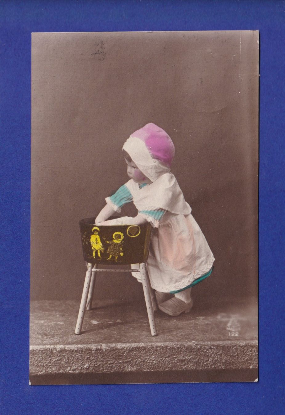 Cartoline postali: ENFANT - Poupée – Usato da Pully venduto da nicecards-shop