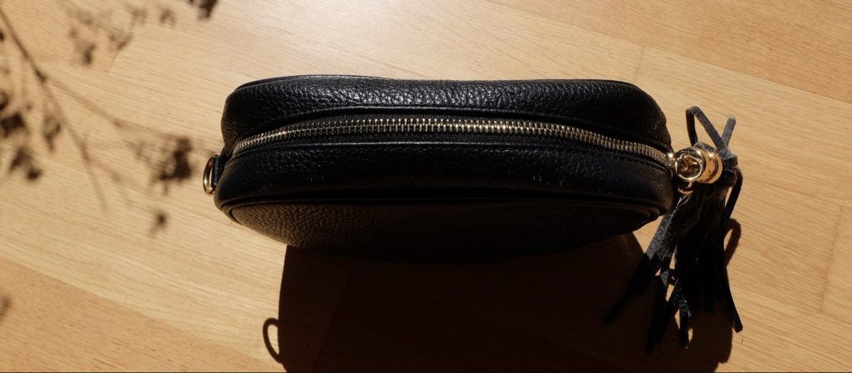 Borse da donna: Tasche schwarz Leder mit Tragegurt Damen  – Nuovo (secondo la descrizione) da Kriens venduto da J.Iten 3