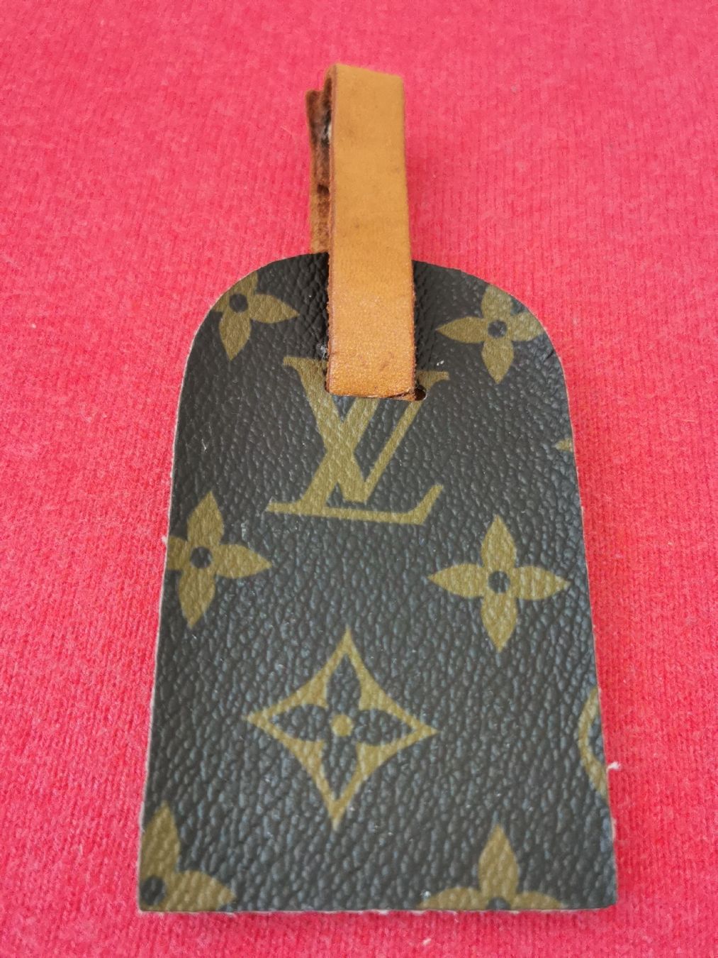 Louis Vuitton Valigie:  Louis Vuitton Monogram Gepäckanhänger. – Usato da Schlieren venduto da vlalif