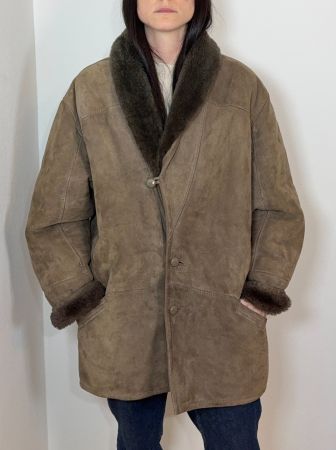 woman shearling winter coat montone