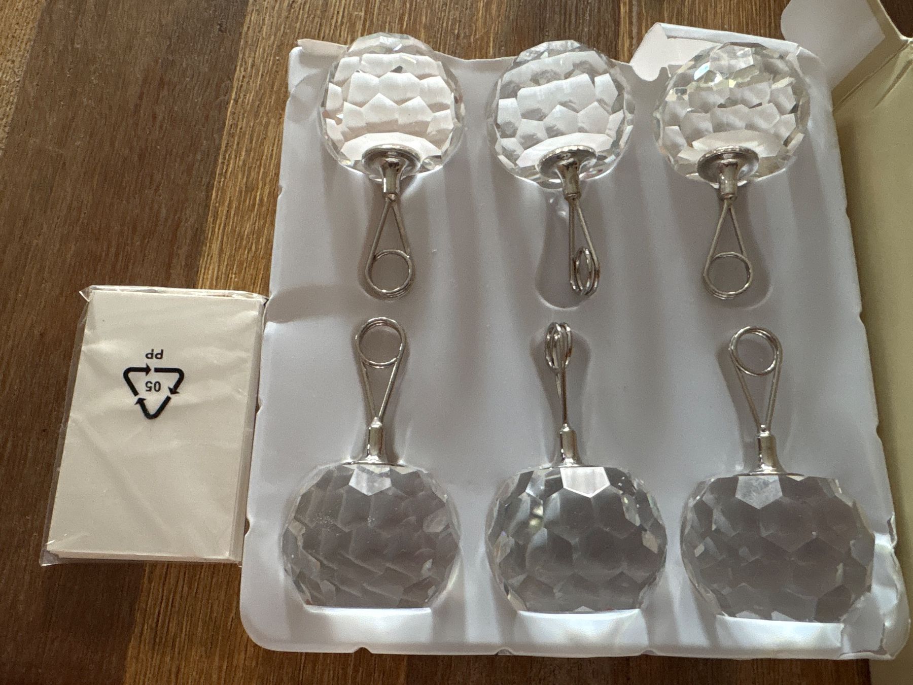 Wandhalterungen: 6 Tischkartenhalter Glas – Neu und originalverpackt aus Schübelbach von S1CH