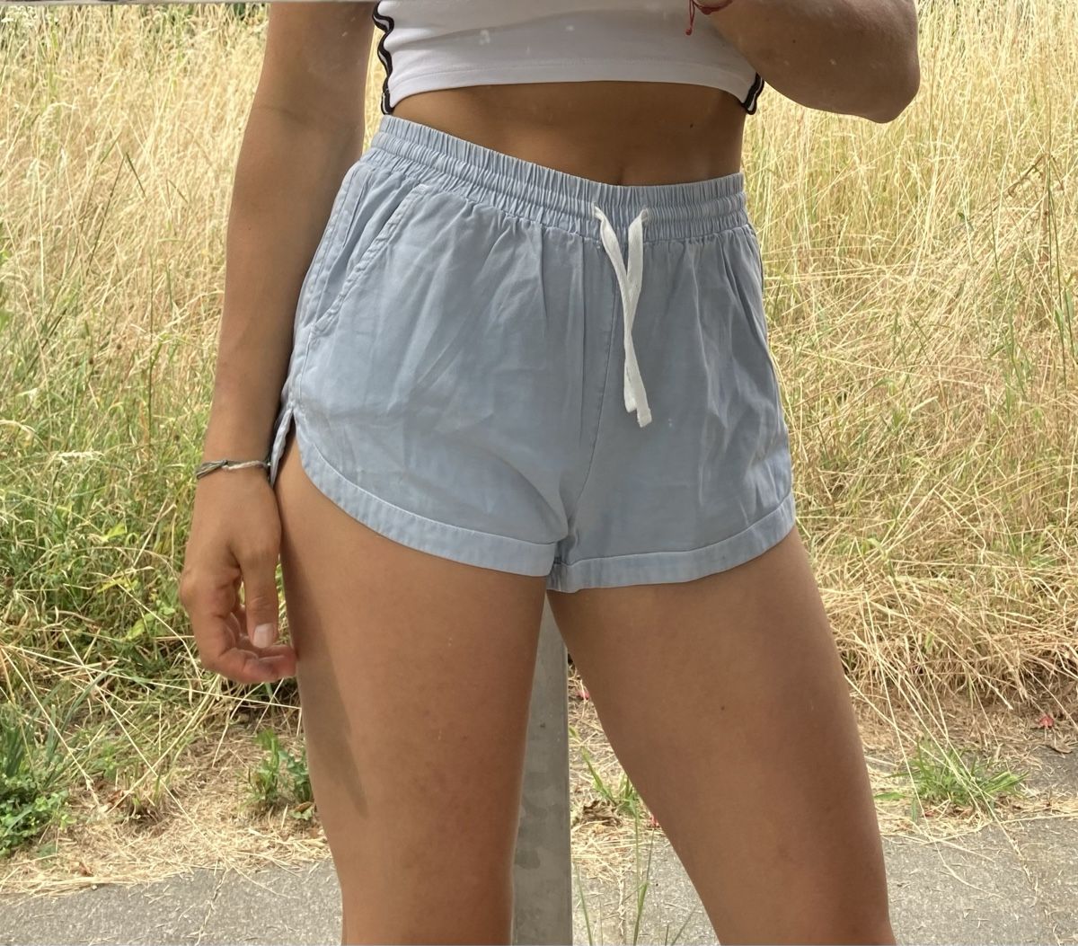 Billabong Pantalons: Shorts Billabong hellblau Grösse XS  – D'occasion à Siselen BE par -skylein- 3