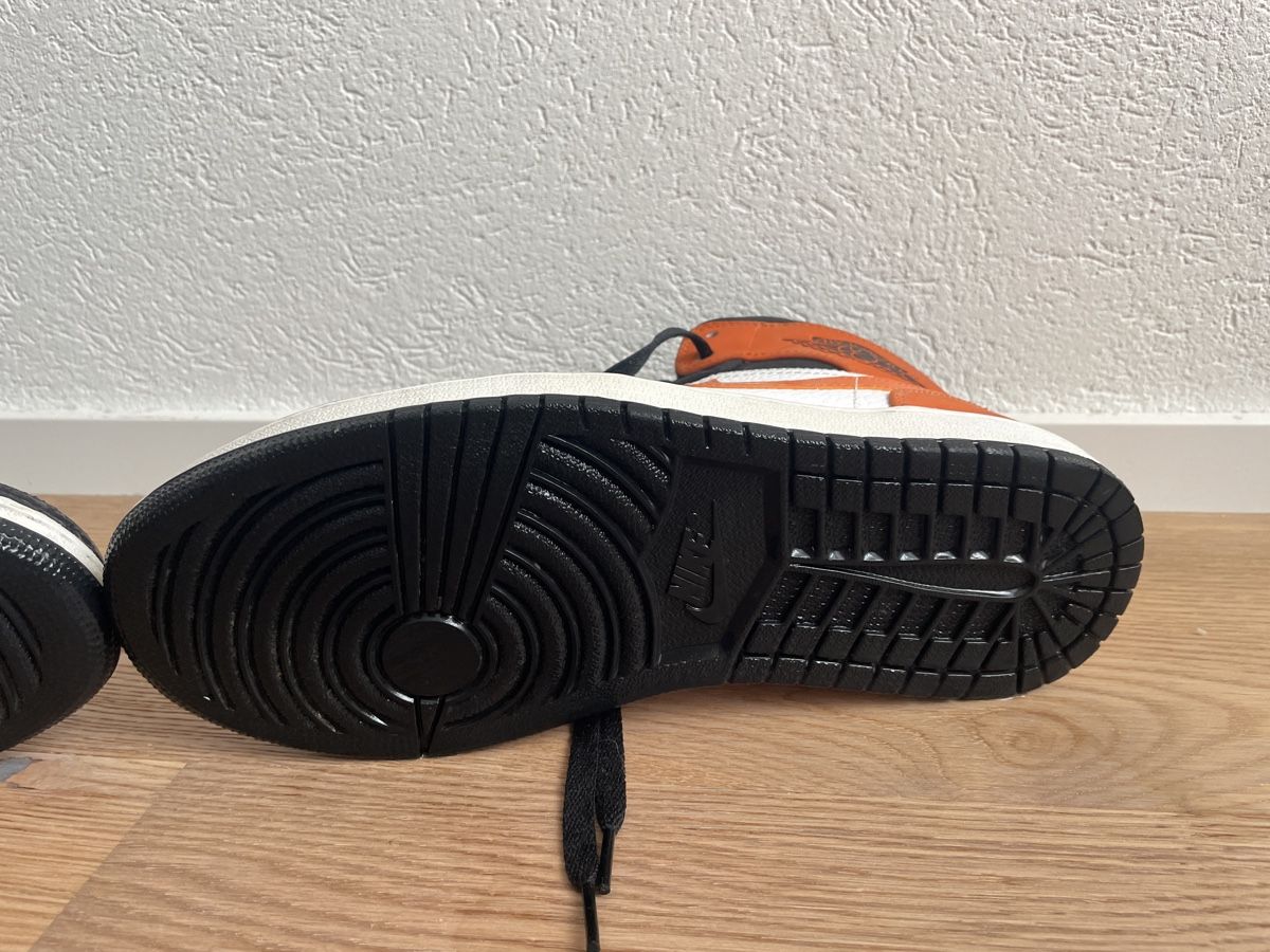 Jordan Herrenschuhe: Nike Air Jordan 1 Retro High – Neu (gemäss Beschreibung) aus Oberglatt ZH von nad_xbr6 2