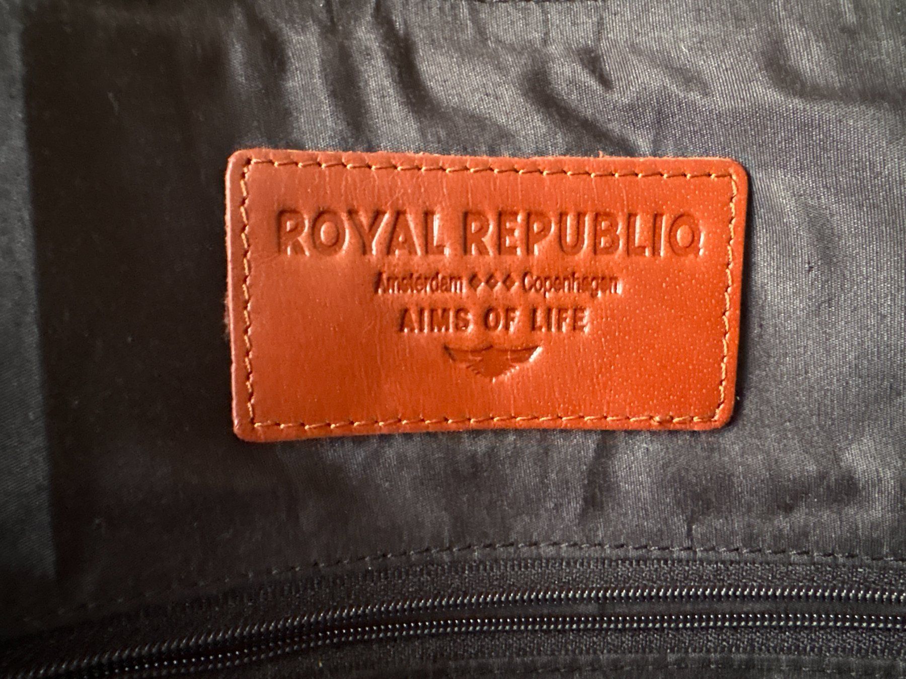Borse: Royal RepubliQ Aktentasche / Laptoptasche – Usato da Elgg venduto da Jo_Naj 4