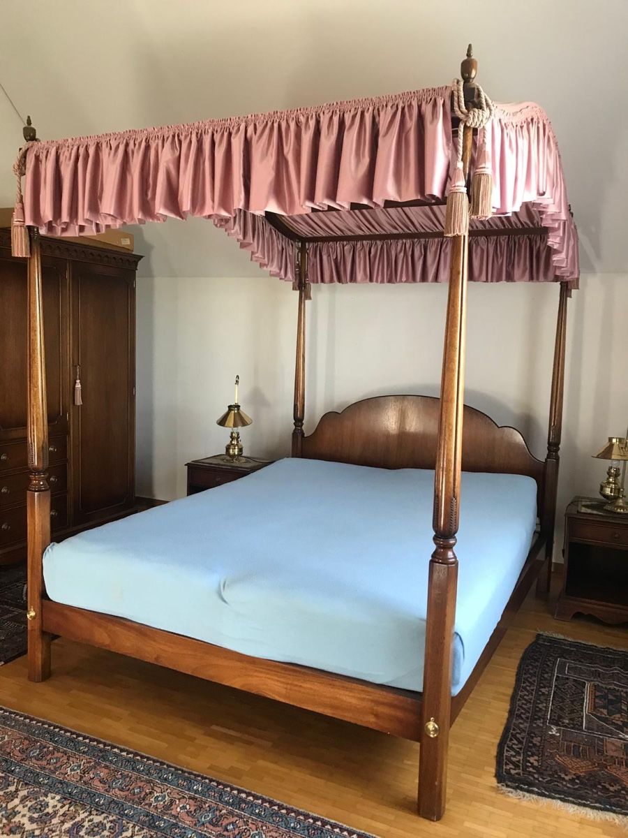 Betten: Himmelbett Im englischen stile – Gebraucht aus Flawil von Andrin.g97 1