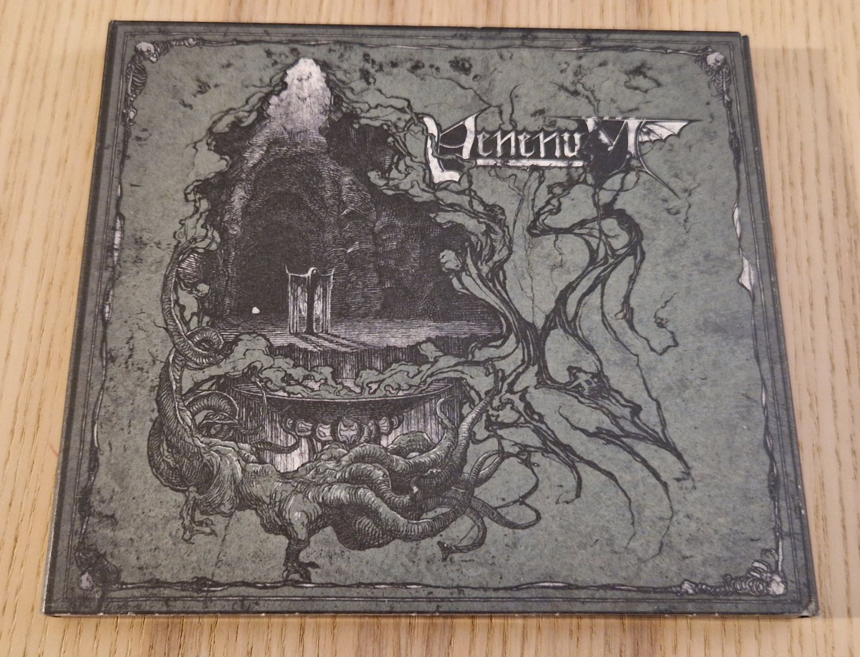CDs: Venenum – Venenum (CD, Digipak) – Gebraucht aus Luzern von Belethors_GenGoods