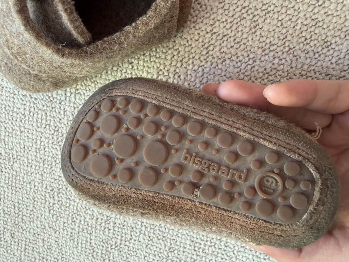 Bisgaard Scarpe per ragazzi: Bisgaard Hausschuhe braun Grösse 19  – Usato da Zürich venduto da dor_9l9g 3