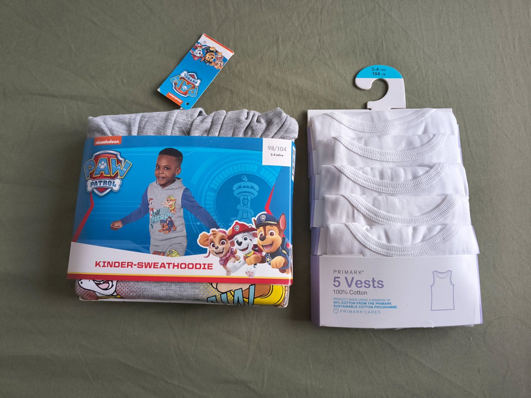 Kleiderpakete & -sets: Jacken Set Gr.98/104 – Gebraucht aus Wettingen von san_8h58 3