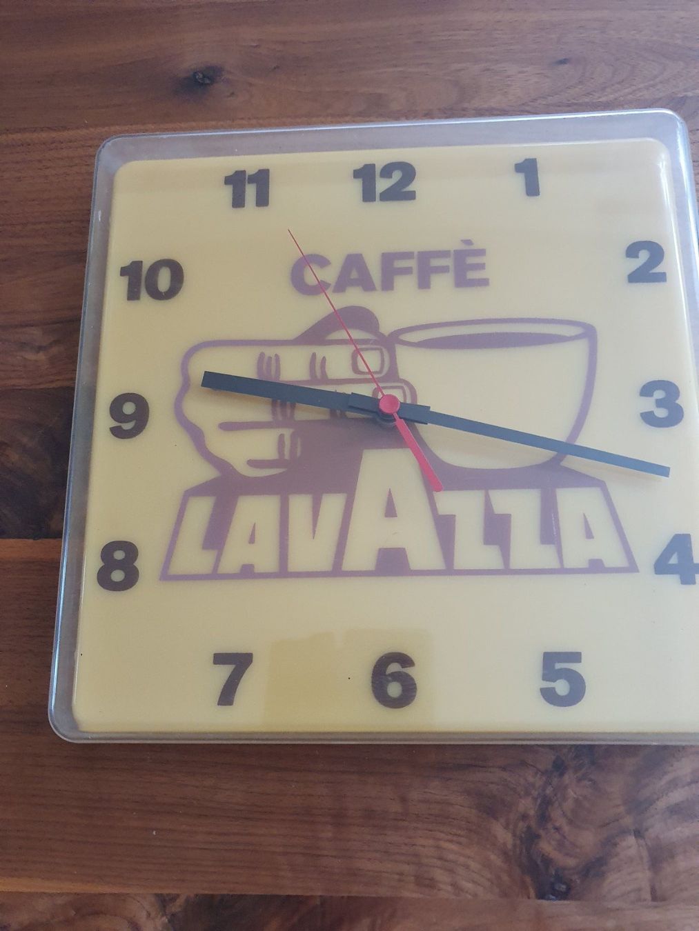 Kaffeemaschinen & Espressomaschinen: Caffe Lavazza    Uhr Vintage – Gebraucht aus Basel von M2 4