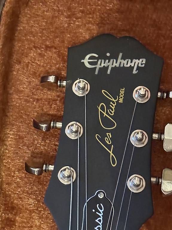 Epiphone Strumenti musicali: Epiphone Les Paul Classic Worn metallic gold – Usato da Muralto venduto da nat_gg86 2