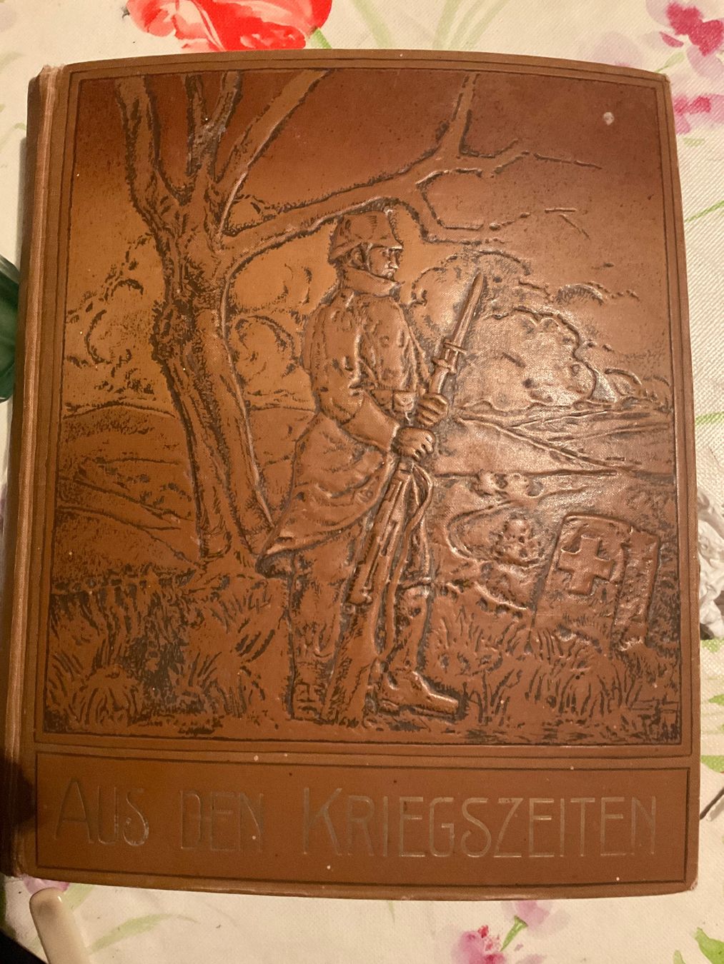Documenti: Postkartenalbum "Aus den Kriegszeiten" – Usato da Tecknau venduto da bleilaus