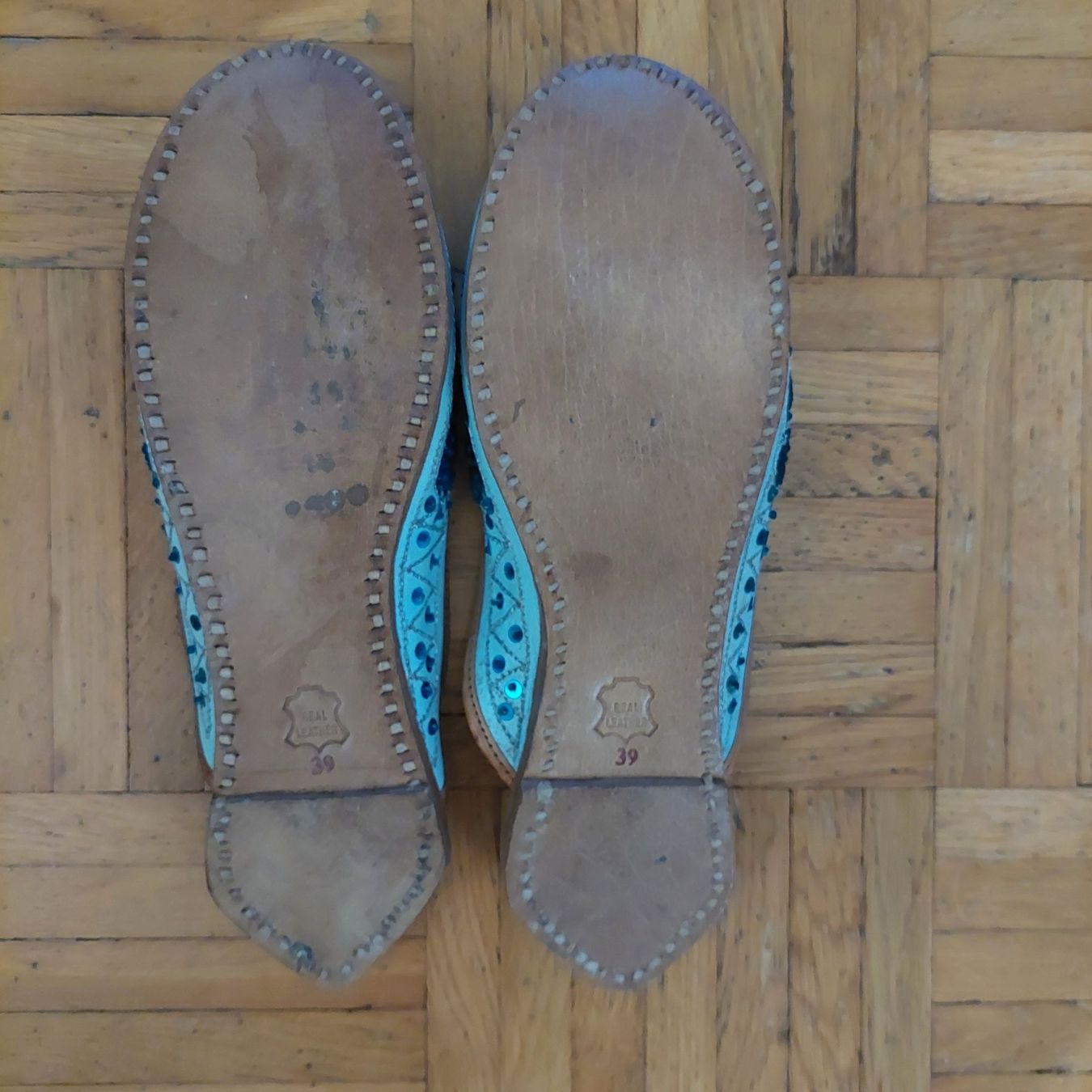 Scarpe da donna: Mojari mit Perlen und Pailletten Gr.39 – Nuovo (secondo la descrizione) da Fehraltorf venduto da Dasgrosseblaue 2