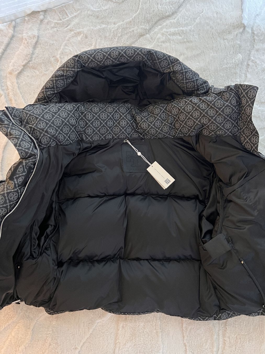 Tory Burch Giacche: Tory Burch size M- Quilted Jacquard Down Jacket – Nuovo e nell'imballaggio originale da Altdorf UR venduto da Swissglam 3