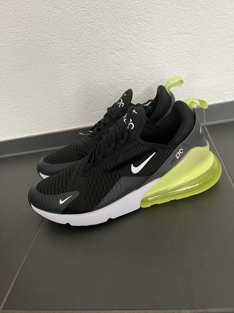 Nike Scarpe da uomo: Nike Air Max 270 – Nuovo e nell'imballaggio originale da Holziken venduto da 181281 6