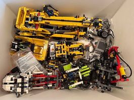 Lego Technic Konvolut - Diverse Modelle - Viele Anleitungen