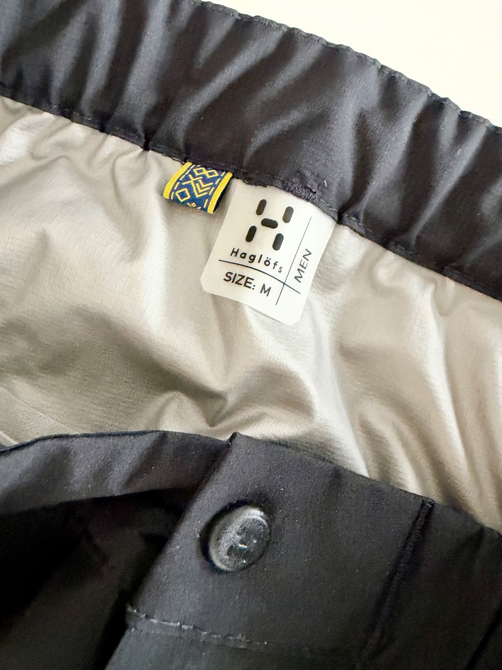 Haglöfs Hosen: Regenhose Haglöfs – Neu (gemäss Beschreibung) aus Domat/Ems von cowi 4