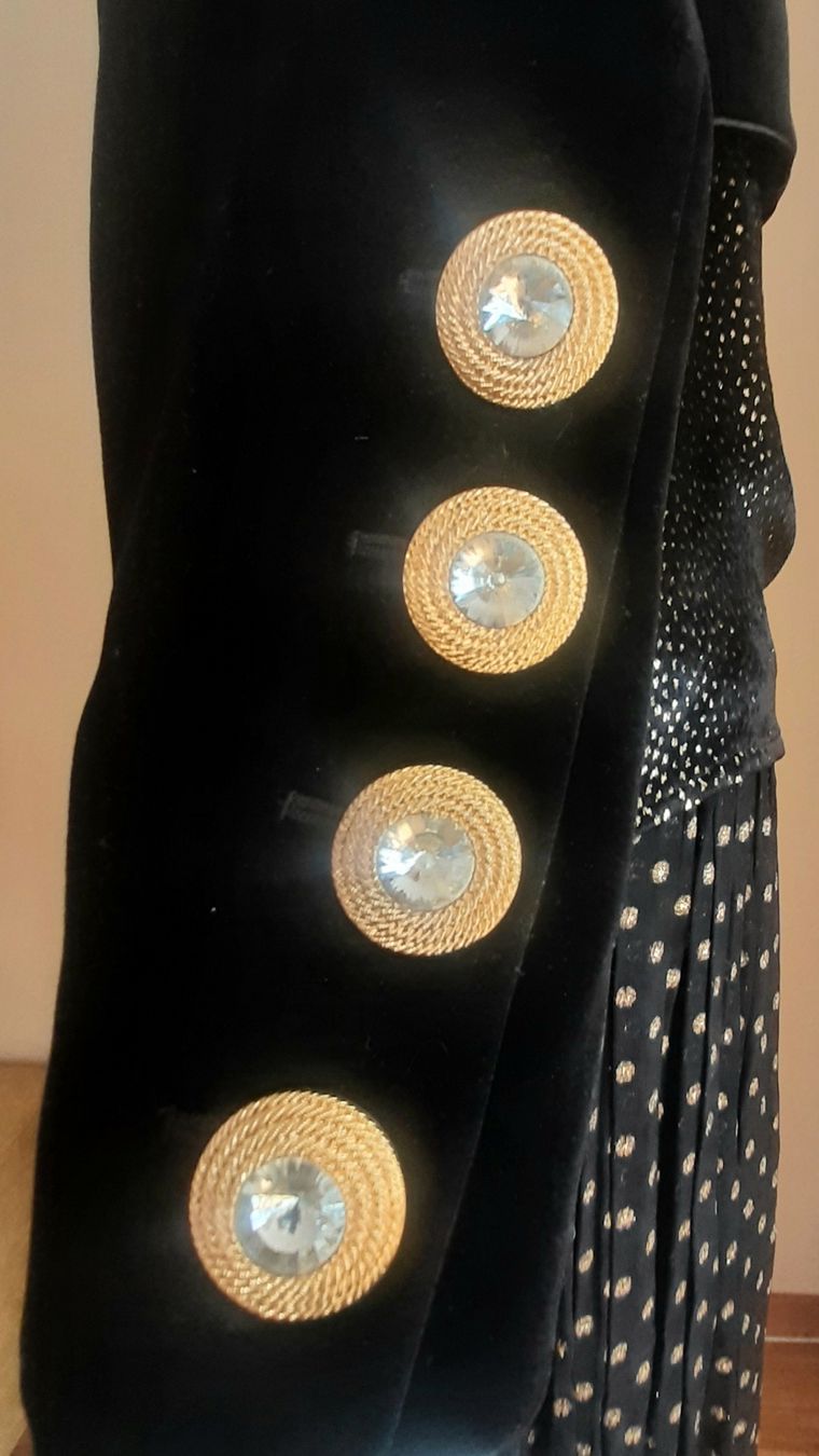 Escada Lotti di vestiti: Ensemble 3 pièces Escada vintage luxe – Usato da Chêne-Bourg venduto da chsandra34 5
