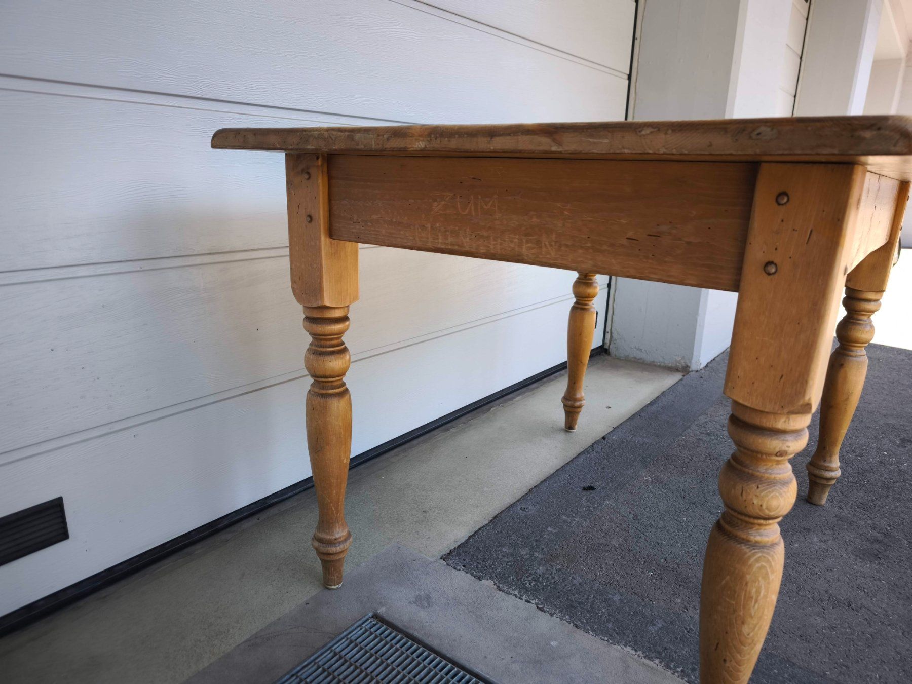Tables: Esstisch aus Holz – D'occasion à Winterthur par Olaf4weiss 8