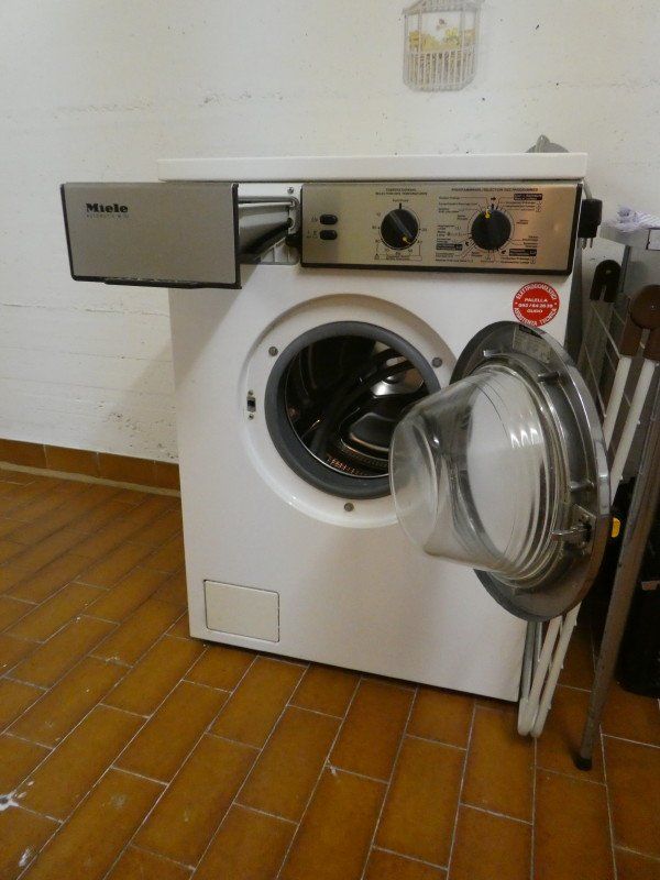 Miele Waschmaschinen: Lavatrice Miele – Gebraucht aus Minusio von MinusioMc 1